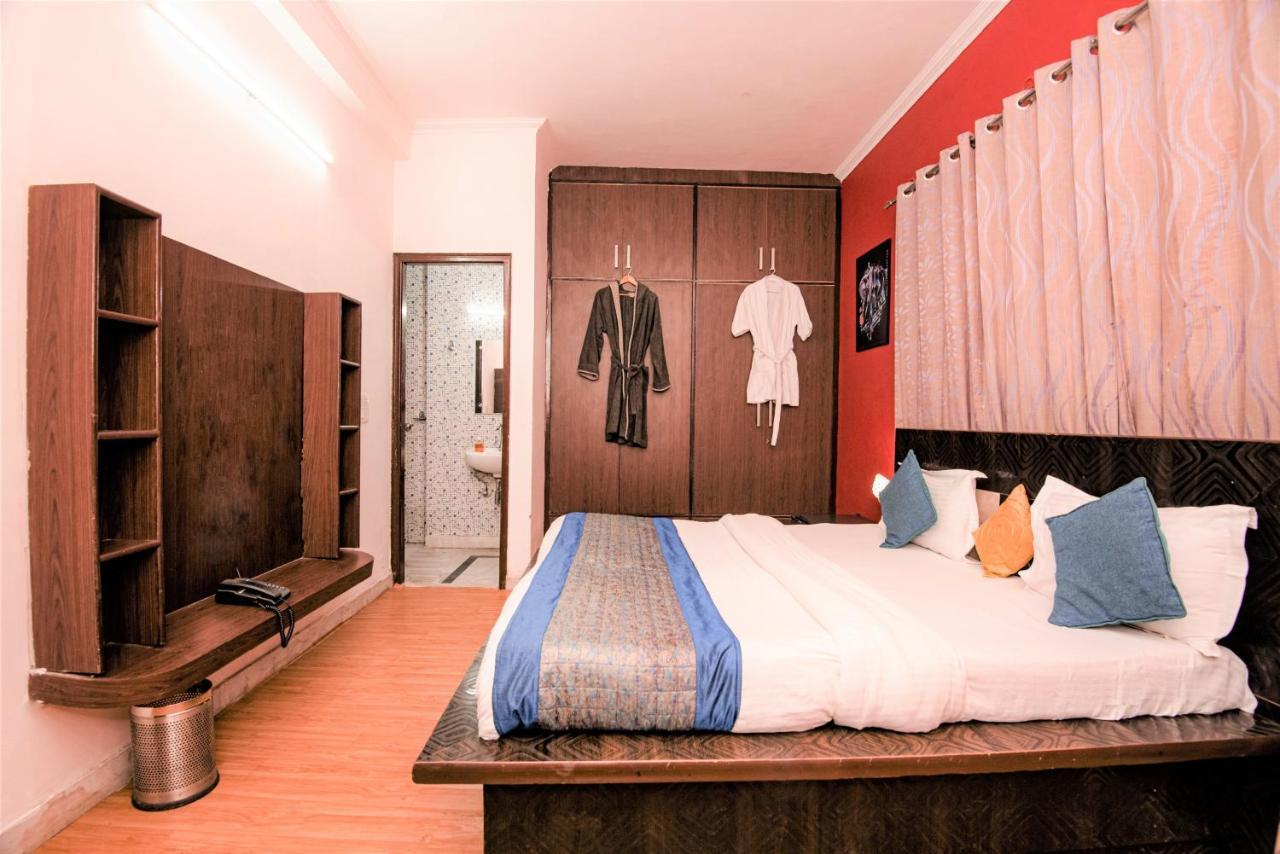 Instay - 46 Gurgaon Zewnętrze zdjęcie